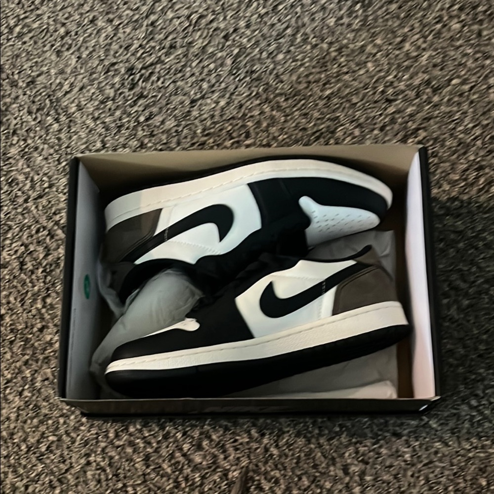 Jordan Air Retro Low OG in Black and Dark Mocha